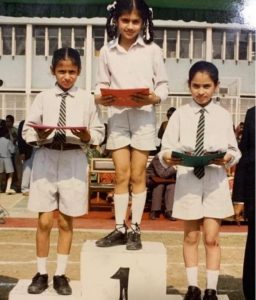 9 Unseen Pics of Cutest Bollywood Celebs in School uniforms