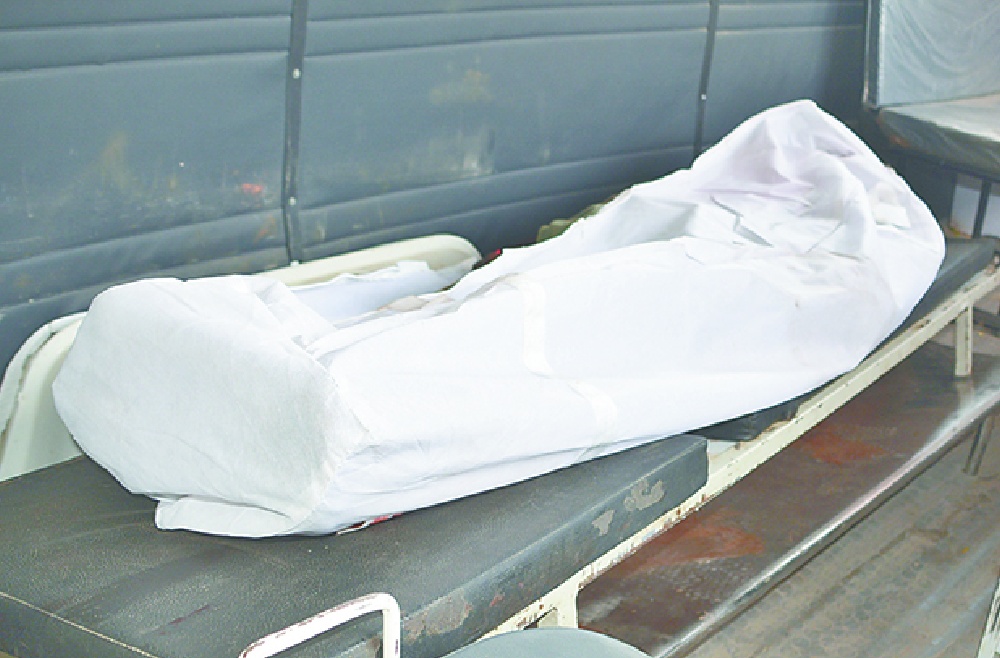 Heartbreaking: Hospital goons refuse to return dead body, even after getting paid ₹4 Lakh