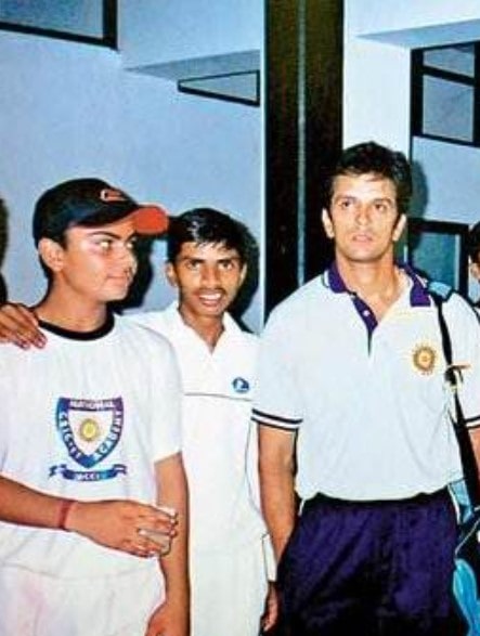 Virat Kohli's childhood pic with batting legend Rahul Dravid goes viral