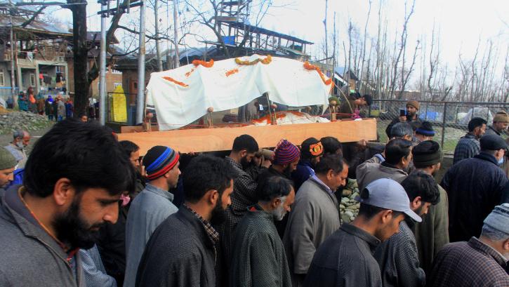 Muslims help perform the last rites of Pandit Woman in Kashmir's Baramulla