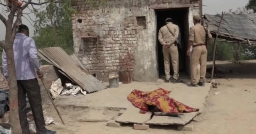 UP Horror: Sadhu hacked to death with an axe inside temple in Agra
