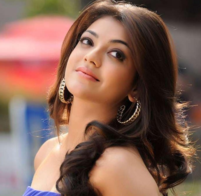 Kajal Aggarwal gives an apt reply to a fan's proposal on Twitter
