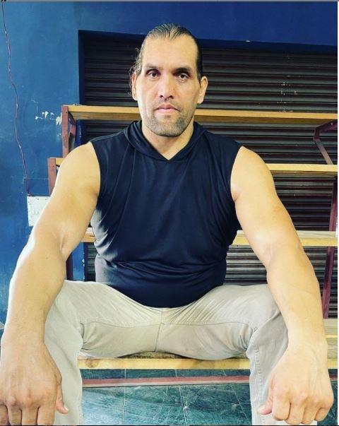10 funniest and most hilarious requests made to The Great Khali by his fans