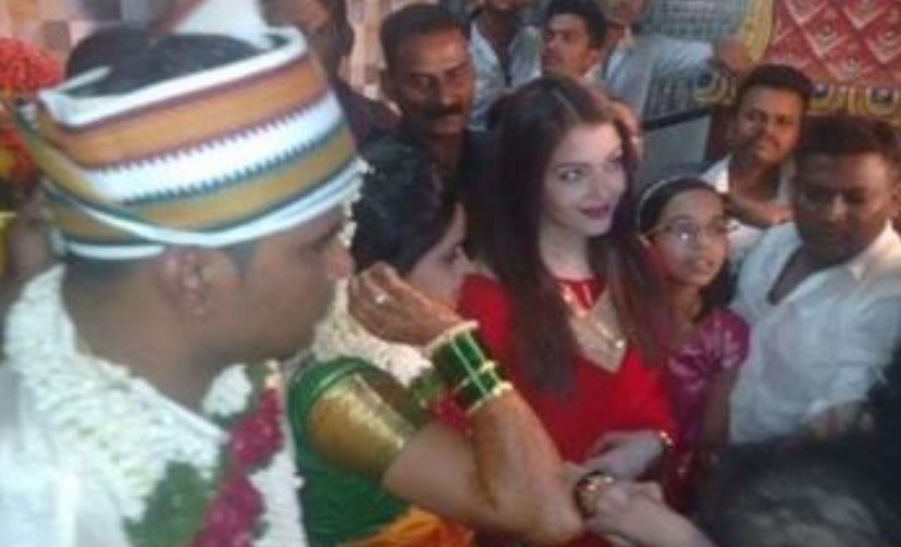 4 Bollywood stars who attended the wedding of their staffers