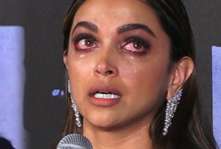 11 times when B'wood stars got emotional and cried in public