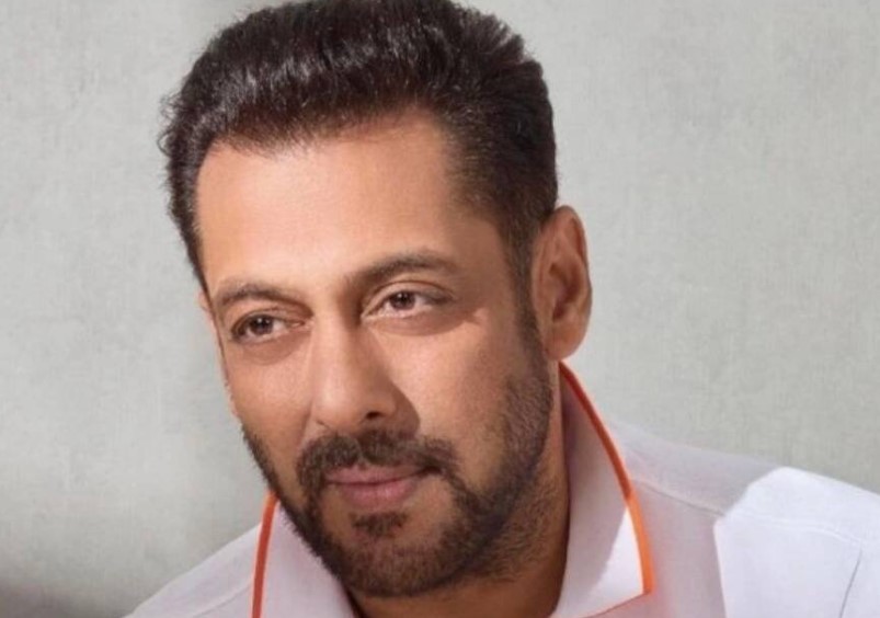 55-yr-old Salman Khan says we won't hand over stardom to next generation: Mehnat karo