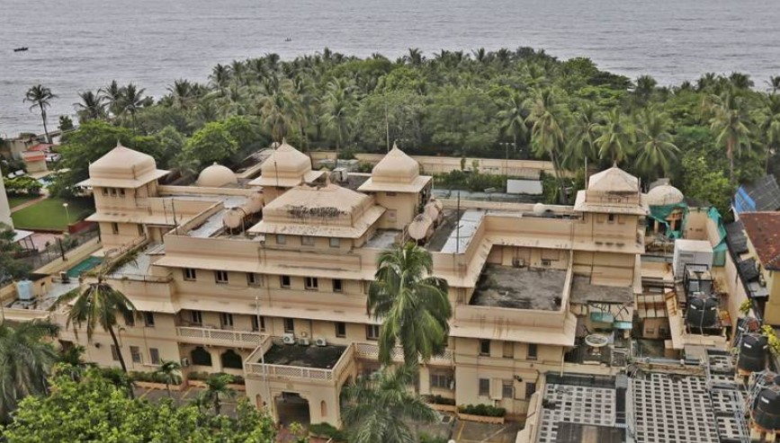 9 Most Expensive Homes In Mumbai, Check how much they cost....