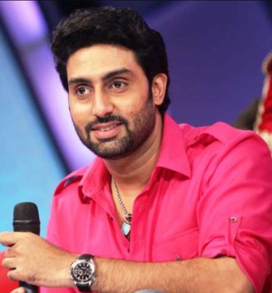 "You are still gonna be jobless" - Hater trolls Abhishek Bachchan, the actor replies to his tweet..