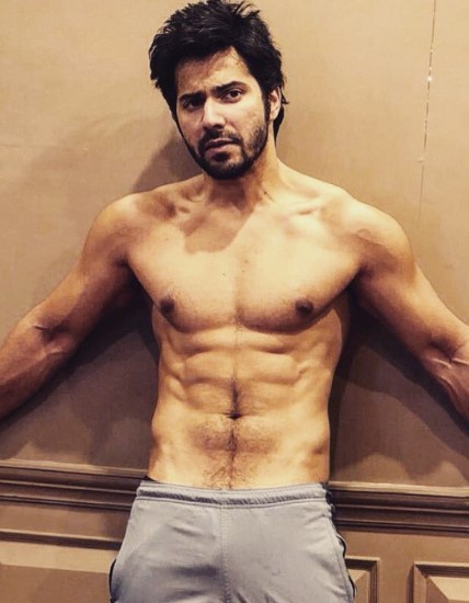 "Nothing is Impossible" - Varun Dhawan flaunts his six-pack Abs, Taapsee savagely trolls him