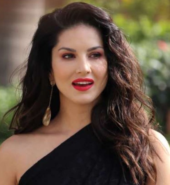 Sunny Leone talks about casting couch in Bollywood industry, read details