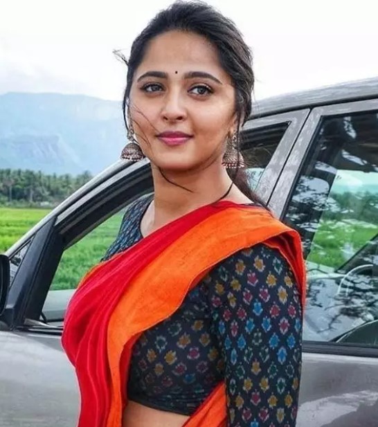 Anushka Shetty exposes the Ugly side of Tollywood film industry, read details