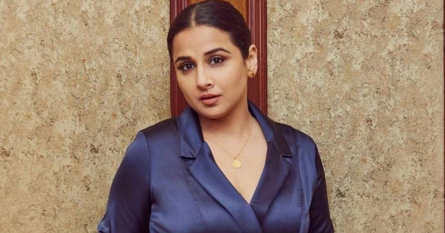 "When we went to the room, I left the door open" - When Vidya Balan shared her dark experience in film industry