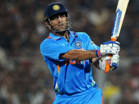 Fan tried to tease MS Dhoni on Twitter but Captain Cool gave the best-ever reply!