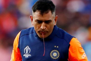 Pakistani fan tried to troll MS Dhoni on Twitter, Amit Mishra gives a Bang-on reply