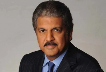 Couple quit corporate jobs to become dancers, Anand Mahindra reacts!!