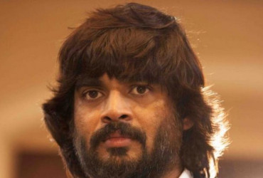Female fan tried to troll Madhavan but the actor graciously gave it back!
