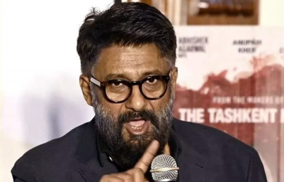 Guy tries to tease Vivek Agnihotri on Twitter, Film Director chips in with an epic response!
