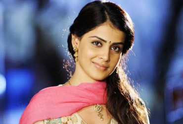 Hater tries to mess with Genelia, the cute actress comes up with an awesome reply!