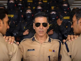 IPS officer finds an error in Akshay Kumar movie's pic, the actor replies!