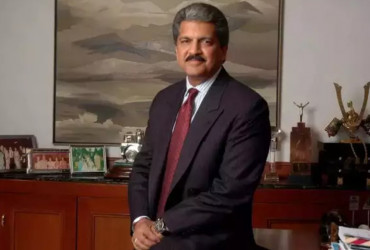 Fan asks Anand Mahindra, "When will you become No.1 in India", see what the industrialist replied...