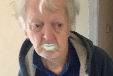 This Old man ate half a litre of paint mistaking it for Yogurt, catch details