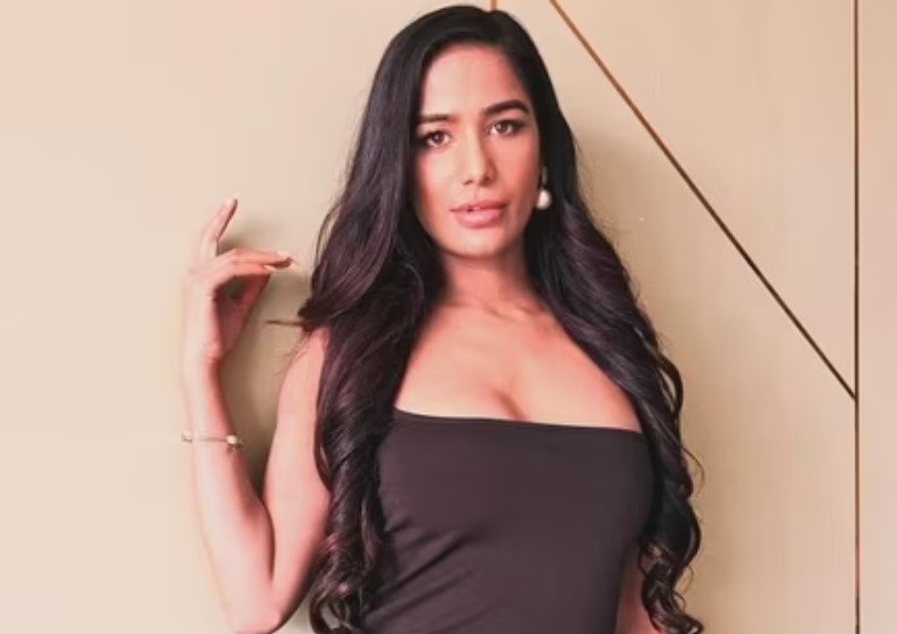 Celebrities react to Poonam Pandey's fake death news, catch details!