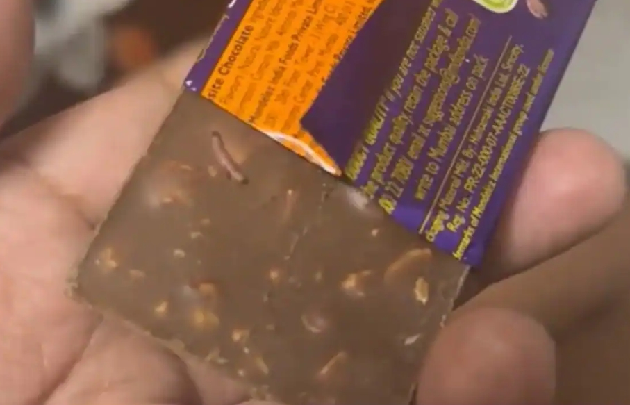 Man spots a live worm in Dairy Milk, here's what Cadbury responded!