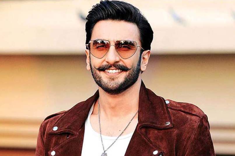 Fan asks Ranveer Singh, "Do you like the food cooked by Deepika", here's what he said!